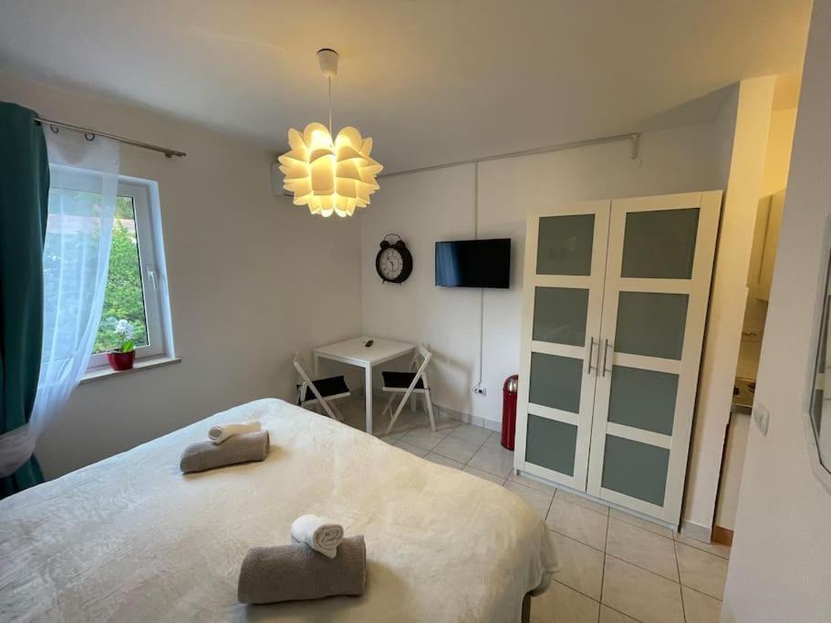 Enna Apartment 2 Perfect Location Медулин Екстериор снимка